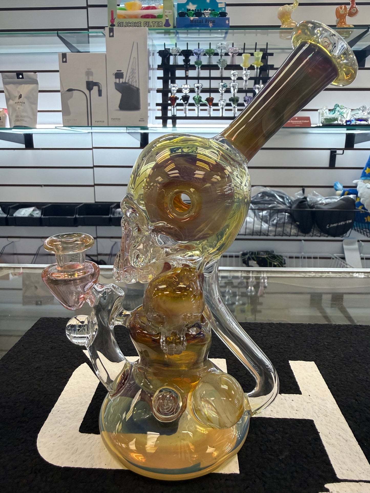 Toe-thumb Glass x Weil Glass Skull Recycler